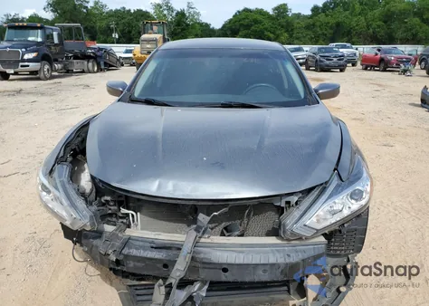 2016 Nissan Altima 2.5 z USA, uszkodzony, nr VIN 1N4AL3APXGC226117